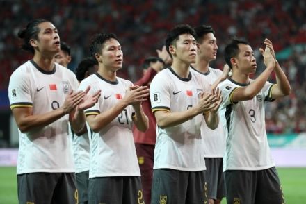 中国代表が九死に一生を得て最終予選進出！ タイは本拠地でシンガポール相手に終盤ラッシュも“あと１点”及ばずに無念の涙【W杯予選】