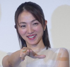 満島ひかり「好きがこぼれちゃって」　大先輩女優とのツーショット「いつ会ってもいつも特別な日になる」