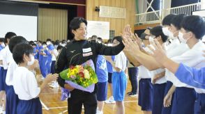 「田中選手頑張って」パリ五輪カヌー代表、後輩から激励　岐阜・中津川の母校と市役所訪問