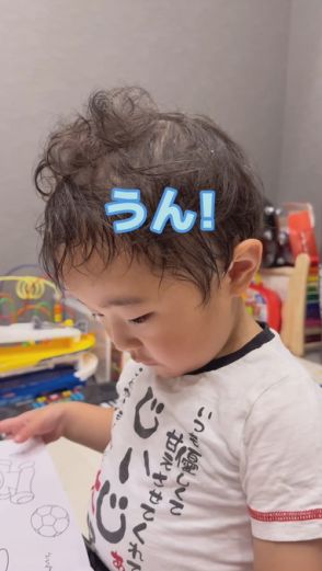 3歳息子がいるリビングにパソコンとカメラを置く→とんでもないことに……　絶叫級の悲劇に「高いのに」「ふえぇぇぇっ！？」と183万再生