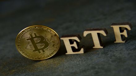 ビットコイン現物ETF、2億ドルの純流出──CPI発表と金利決定を前にリスク回避