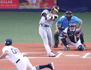 【阪神】木浪聖也、オリックス・エスピノーザからチーム初安打　レフトスタンドから大歓声