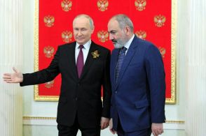アルメニア首相、ロシア主導の軍事同盟から脱退明言　支援なく不満