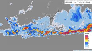 降り始めからの雨量が300ミリ超えた地域も　沖縄本島地方は13日も1時間50ミリの非常に激しい雨に警戒