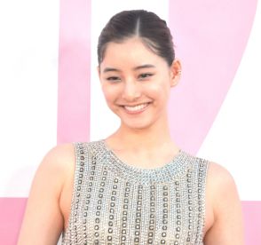 新木優子、美スタイル際立つドレスまとい魅了　『ミス ディオール展覧会』イベントで豪華ゲストと競演