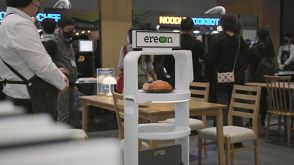 従業員に代わりテキパキ動き、皿を片づけ…韓国のサービングロボット、増える活躍の機会