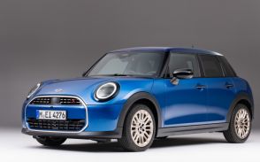 MINI、全面改良した新型「ミニ・クーパー 5ドア」発売 価格は408万円から、全方向記録可能なドラレコなど採用