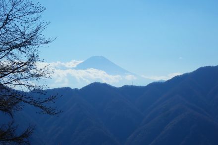 【秀麗富嶽十二景】ついでに登山のススメ、奈良倉山のオマケで贅沢な富士山眺望をゲットの鶴寝山