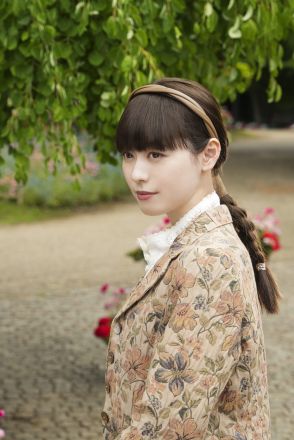 福原遥が『マル秘の密子さん』クランクイン！華麗なるビジュアルが初公開＆インスタグラムも開設