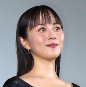 比嘉愛未　38歳誕生日、真っ赤なドレス姿披露「いい大人なので…」と思いをつづる