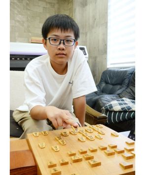 硲君（稲成小６年）全国へ　将棋の王将戦和歌山県大会で連覇