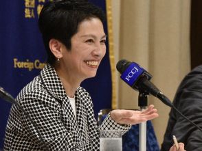 同時刻会見　蓮舫氏即答「副知事じゃダメ」　小池氏には嫌み　伏魔殿・自民党と「今では大変近しい間柄」