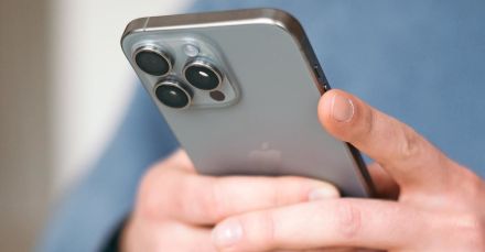 iPhoneで「本名バレ」するって知ってた？　ぜひ全員やっておいて欲しい2024年iPhone必要設定10選