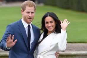 婚約会見で「ぶかぶかパンプス」…メーガン妃「ご愛用ブランド」がイギリス王室で愛される理由とは