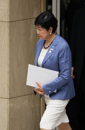 ドン小西が認める小池百合子氏のミニスカファッション　蓮舫氏の襟立ては「20年前の女子アナ！」