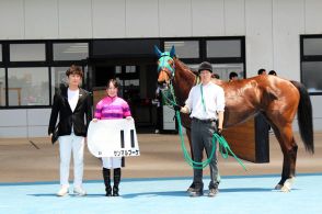 藤田菜七子が自身初の函館Ｖ「来たのは２度目ですが、勝ててうれしい」