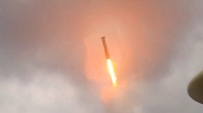 スペースXが大型ロケット「スーパーヘビー」着水の瞬間を捉えた動画を公開
