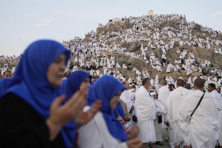 メッカ大巡礼、200万人が集結　ガザ遺族も招待