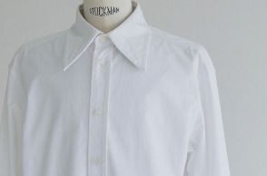 ボッテガ・ヴェネタのシャツは、職人技とリラックスしたシルエットで魅せる──春に使える白シャツの選び方