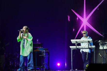 &TEAMとYOASOBI、韓国音楽フェスで日本語楽曲披露　ファン熱狂「流れ最高」「鳥肌やばい」