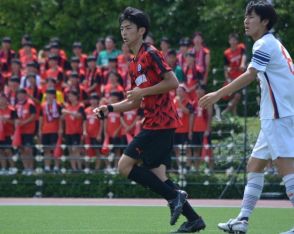 U-16代表の指揮官も熱視線。駒澤大高の９大会ぶりインハイ出場に貢献した２年生ストライカー岩井優太とは何者か