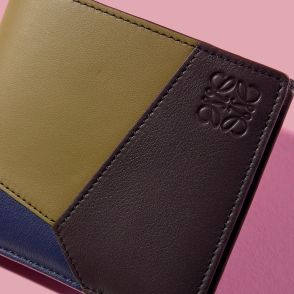 【LOEWE】「パズル」の新色財布にバックパックの新型も。初夏に大人が買うべきロエベの新作小物