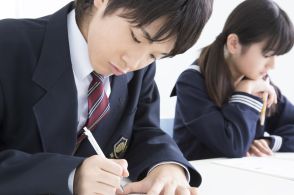 【都立青山高校】現役生の「大学別合格者数」ランキング！　2位は「法政大学」、1位は？