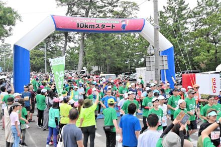 4200人が健脚競う　すいかながいも健康マラソン