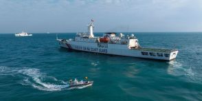 中国海警局、フィリピン船“違法侵入”で取り締まり　南シナ海で領有権争う