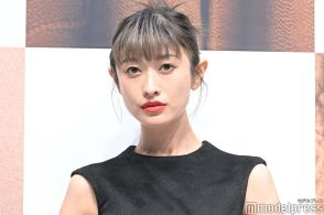 山田優、ミニスカ×ルーズソックスで美脚披露 ゴルフウェア姿に反響「スタイル抜群」「絵になる」