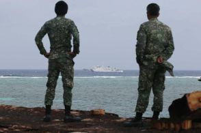 南シナ海で中国海警局の船とフィリピン船が衝突 中国は新規定施行