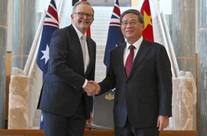 中国、オーストラリア首相が会談　「率直」と関係改善をアピール