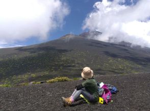 ハイシーズン前の「富士山」中腹へ!　5合目から「3つの山頂」登山【絶景レポ】