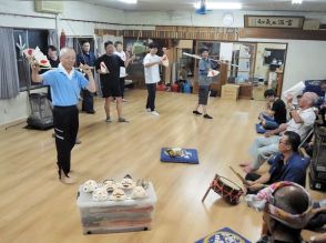 消防団の若手、七福神舞を練習　福島県二本松市のトロミ地区