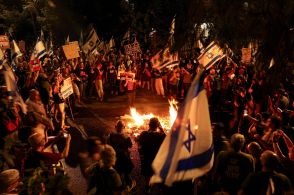 イスラエル国民数千人、エルサレムでネタニヤフ政権に抗議