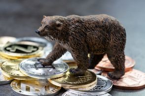 ドージコインとソラナが主要トークンの下落をリード──ビットコインは6万6000ドルを割る