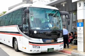出雲空港連絡バス、キャッシュレスに　島根県、設備投資を支援　駐車場混雑問題→バス活用促進も
