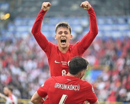 “トルコのメッシ”が超絶ゴラッソ！ EUROデビュー戦で得点した最年少選手に賛辞続々「信じられないゴール」「魔法の瞬間だった」