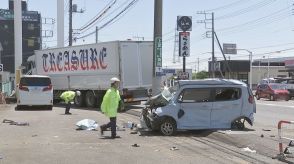 交差点で大型トラックと軽乗用車が衝突　男女3人けが　30代女性が重体　幼い子どもも搬送　群馬・渋川市