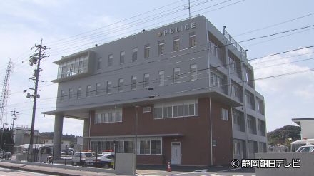 深夜警察官に唾を吐きかけ職務を妨害したとして　自称会社員の男を逮捕　静岡・湖西市