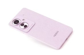 「OPPO Reno11 A」速攻レビュー　4万円台の高コスパ、カメラの進化と急速充電対応がうれしい