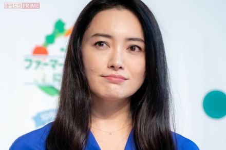 「佐々木希に似てる」仲間由紀恵の珍エピソードで注目集めた生瀬勝久の“美人すぎる妻”