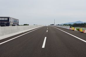 新東名「半分だけ」できてました！ 未開通部つかって実験“未来の高速道路”を垣間見た