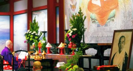 「白鳳伽藍」復興に尽力　奈良市の薬師寺で高田好胤元管主の二十七回忌法要