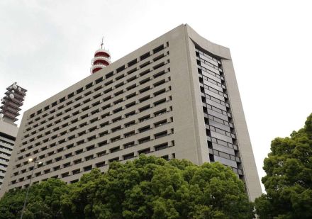 線路に背中から落下し男性死亡　東京・赤羽駅