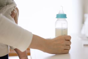 植物で「より母乳に近い粉ミルク」の大量生産が可能に？　新たなHMO生産法が大人にも「朗報」なワケ