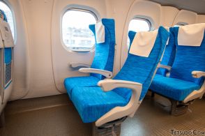 新幹線の「ハズレ車両」はどこ？　座席の「前後幅」で見る広い席・狭い席