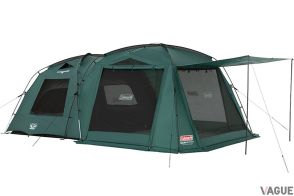 キャンプ場で“映える”カラーのテントが登場　「コールマン」の代名詞 ガソリンランタンがモチーフ！ 新色モスグリーンのレトロ感がカッコいい