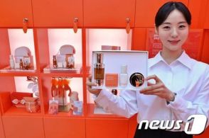 韓流スターの「アイテム」化粧品、価格12％引き上げ