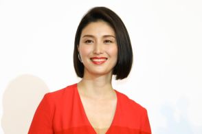 ＜橋本マナミ＞39歳、第2子妊娠中　「臨月中の臨月」のまん丸おなかを披露